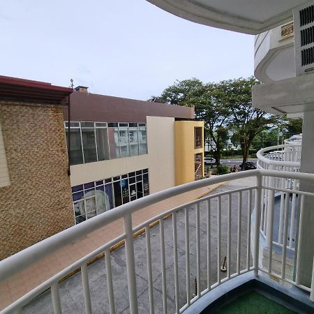 4 Pax Tagaytay Prime Staycation Wifi Netflix And Light Cooking Free Viewdeck Tagaytay City Exterior foto